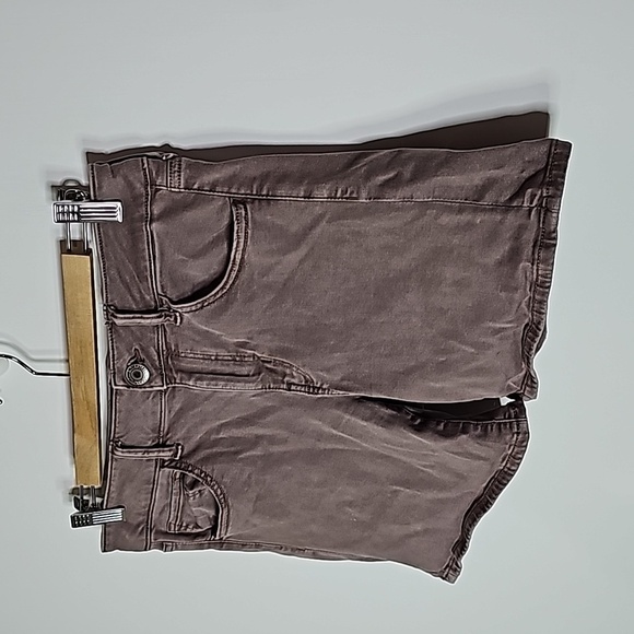 American Eagle super stretch size 10 mid rise jean shorts - Picture 2 of 8